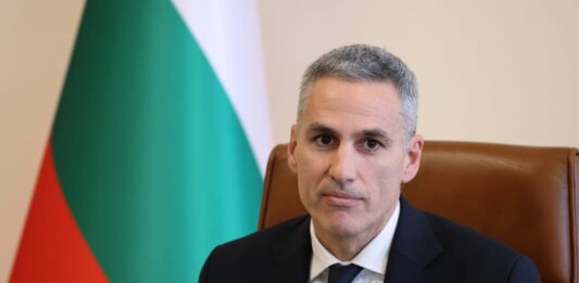 Андрей Гюров на първото заседание на служебния кабинет: Изборите не са разход, те са инвестиция