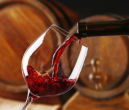 Почитаме Свети Трифон, покровител на лозарите, винарите и кръчмарите