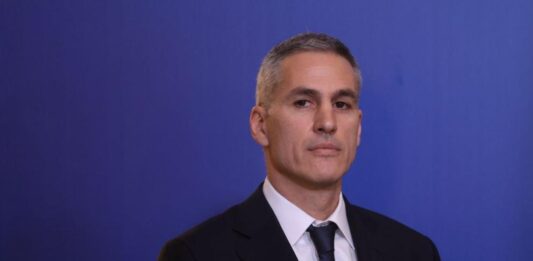 Премиер Гюров ще участва в среща на върха за ядрена енергия в Париж