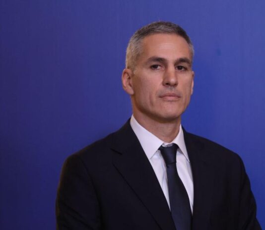 Премиер Гюров ще участва в среща на върха за ядрена енергия в Париж