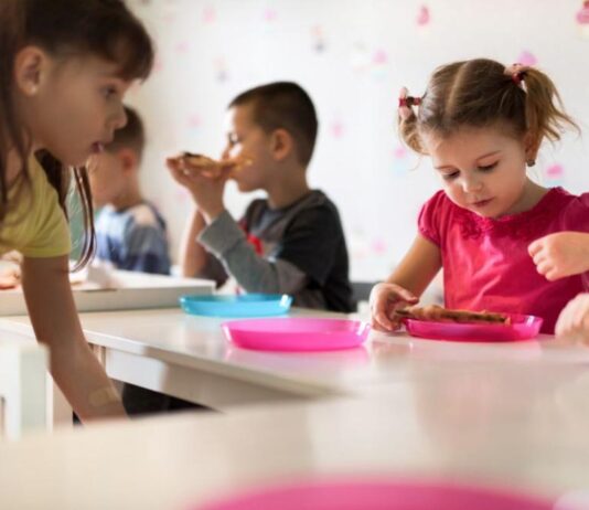 14 830 са свободните места в ясли и детски градини в София