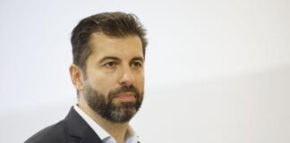 Кирил Петков застава пред съда по делото за ареста на Бойко Борисов