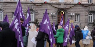 С блокади на пътища и спиране на работа: КНСБ започва протести за по-високи заплати