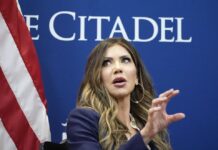 Тръмп уволни министърката на вътрешната сигурност Кристи Ноум