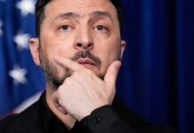 Зеленски отрече опасенията за спиране на заплати, но имало риск от блокирания заем на ЕС