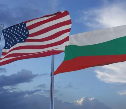 „Политико“: България тихомълком подкрепи американската логистика в Близкия изток