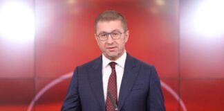 Мицкоски: Не провокираме българите и гърците, борим се за своята идентичност