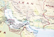 След атаките в Бейрут: Иран отново затвори Ормузкия проток