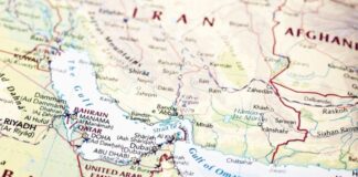 След атаките в Бейрут: Иран отново затвори Ормузкия проток