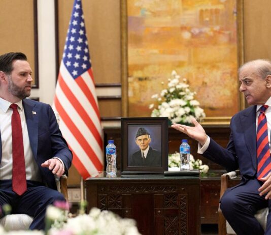 След 21 часа преговори: САЩ и Иран не постигнаха мирно споразумение