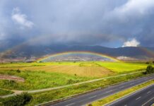 Изпращаме април и посрещаме май с динамично време: след топлото начало – студ и дъжд