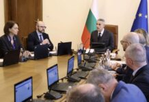 Кабинетът създаде кризисен щаб за наблюдение на цените във връзка с конфликта в Близкия изток