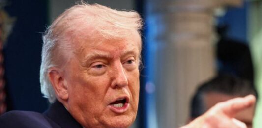 Тръмп заплаши: САЩ може да се отбият в Куба, след като приключат с Иран