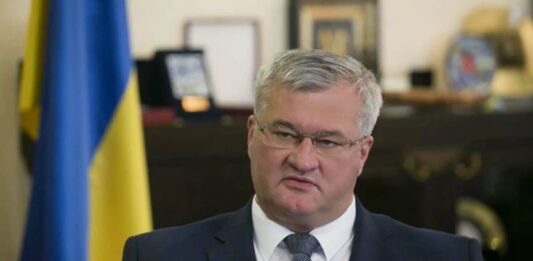 Ройтерс: Украйна е поискала от Турция да бъде домакин на среща между Зеленски и Путин