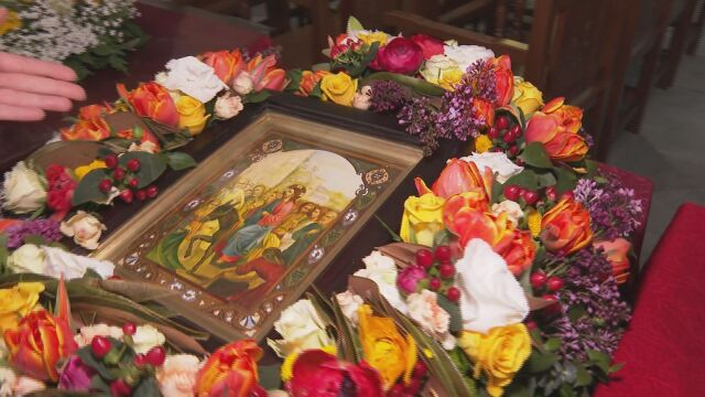 obshto-339-784-dushi-bylgariya-imat-imen-den-tsvetnitsa-960x640