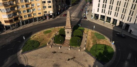 Пускат допълнителни автобуси в София за „Нощ на музеите“
