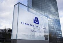 Главният икономист на ЕЦБ не изключва ново повишение на лихвите