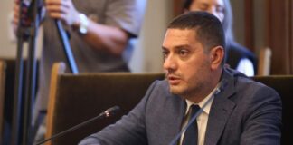 На мястото на Делян Добрев: Христо Гаджев положи клетва като депутат от ГЕРБ-СДС