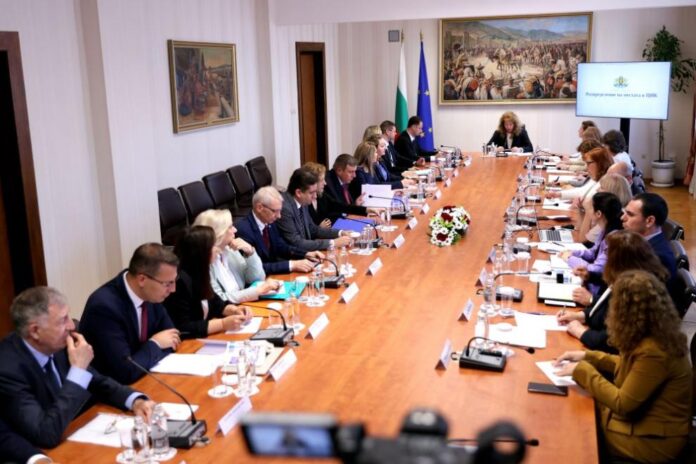 991-ratio-iliiana-iotova-zapochva-konsultacii-s-partiite-za-nov-systav-na