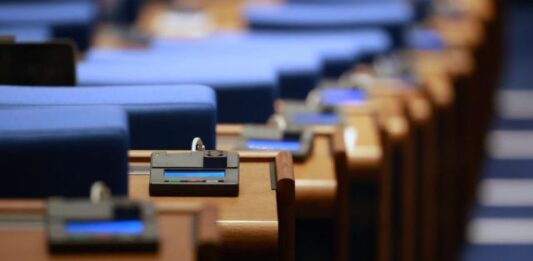 Парламентът избира шеф на Държавна агенция „Разузнаване“