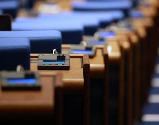 Парламентът избира шеф на Държавна агенция „Разузнаване“