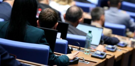 Депутатите ще изберат член на Комисията за противодействие на корупцията