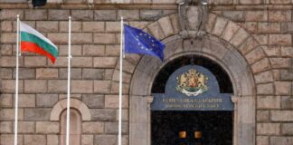 Кабинетът разглежда подготовката за президентските избори и финансови мерки