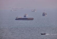 Иран губи ключовото си оръжие – контрола над Ормузкия проток