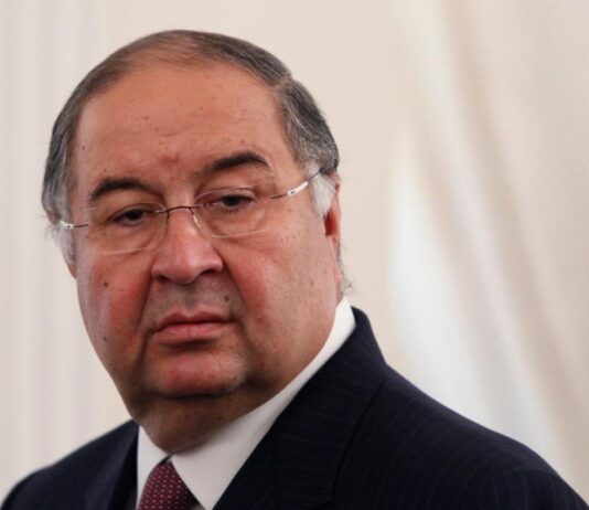 ЕС е изправен пред остри критики след отмяната на санкции срещу руски милиардери