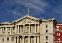 Протест пред президентството с призив за по-силна отбрана и сигурност